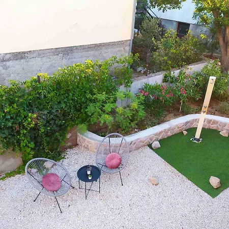 アパート Manita Paklenica *