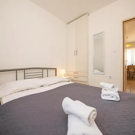 Manita Paklenica アパート *